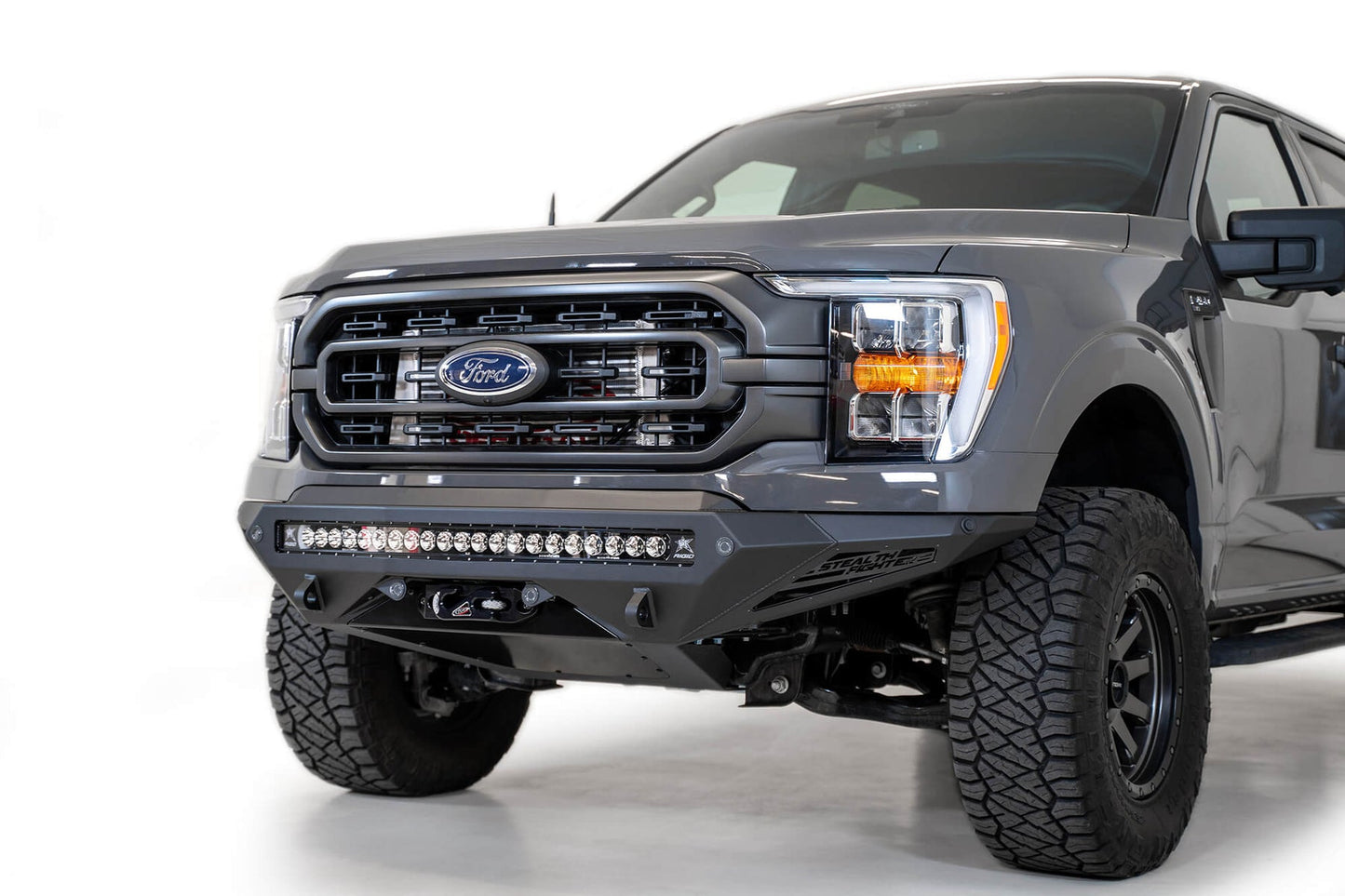 2021-2023 Ford F-150 Stealth Fighter Winch Bumper Delantero