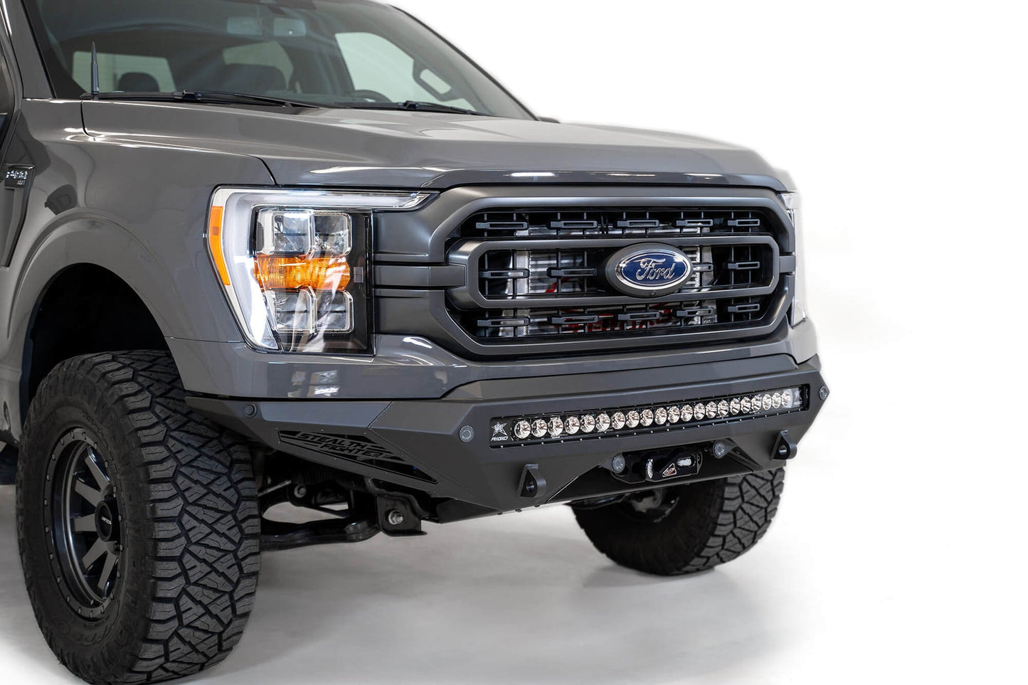 2021-2023 Ford F-150 Stealth Fighter Winch Bumper Delantero