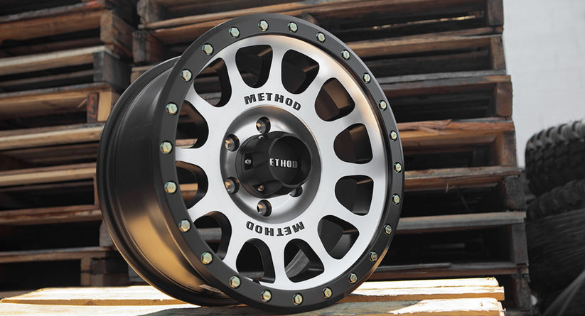 Method 305 Machined Black Lip 18X9 6X139 ET-12