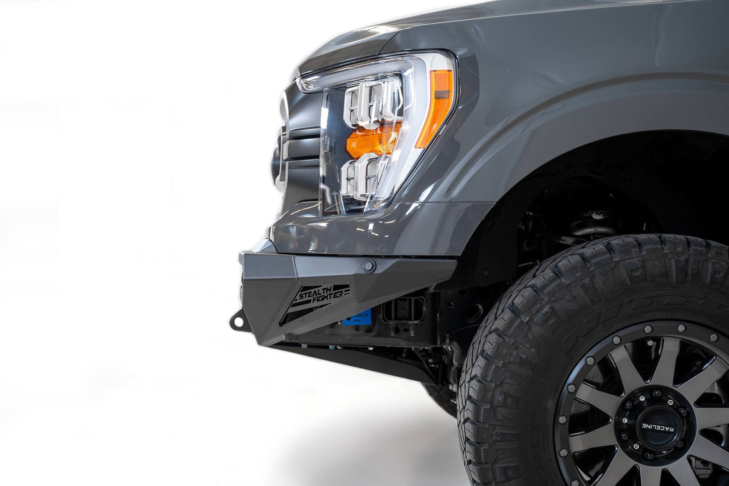 2021-2023 Ford F-150 Stealth Fighter Winch Bumper Delantero