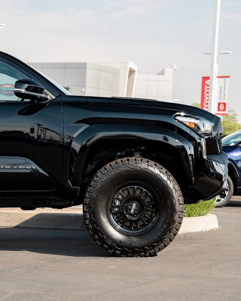 Method 318 Gloss Black 17X8.5 6X139 ET0