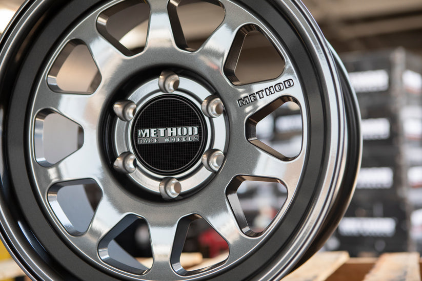 Method 316 Gloss Titanium 17X8.5 6X139 ET0