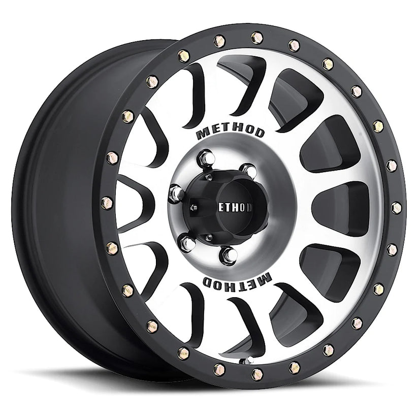 Method 305 Machined Black Lip 18X9 6X139 ET-12
